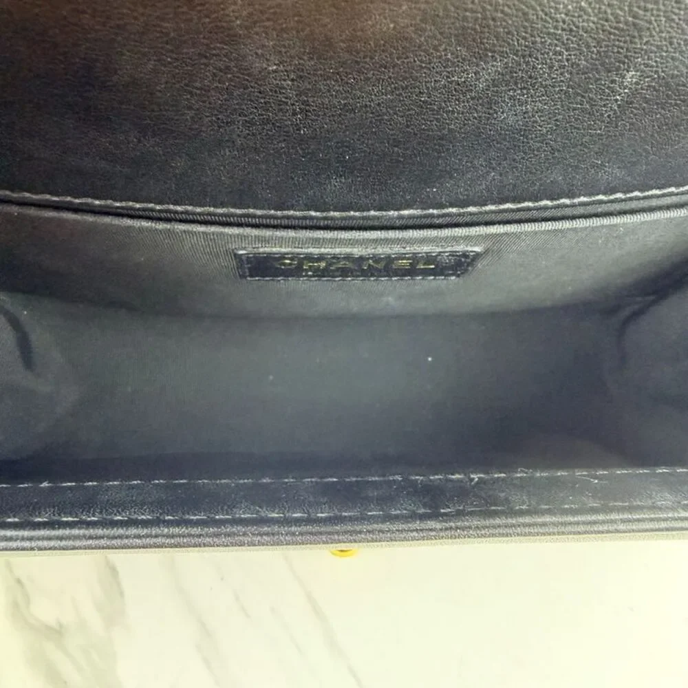 Chanel Women Pre-Loved Bag Very Good Condition